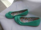 SAPATILHA VERDE COM ESTAMPA